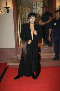 Uorfi Javed, Nitanshi Goel, and others snapped at Rahul Mishra's Fashion Event