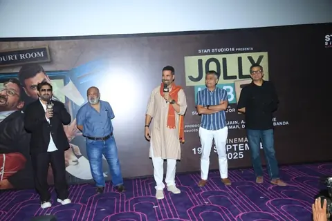 Akshay Kumar, Saurabh Shukla and Arshad Warsi grace the trailer launch of Jolly LLB 3