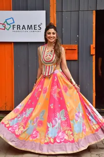 Shilpa Shetty snapped on the sets of  'Super dancer 5'