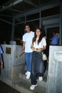 Sargun Mehta and Ravi Dubey  snapped in Bandra