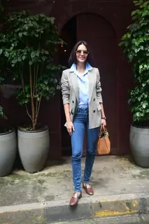 Esha Gupta spotted outside salon in Bandra