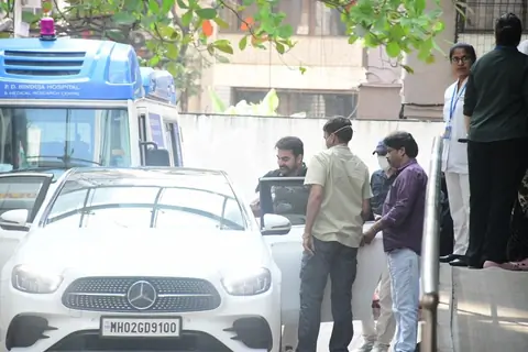 Arbaaz Khan spotted leaving from the hospital