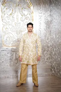 Sidharth Malhotra attends Manish Malhotra’s Diwali party