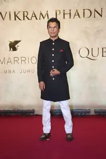 Salman Khan, Sonakshi Sinha, Sushmita Sen, Riteish Deshumukh, Genelia Deshumukh and other celebs attend Vikram Phadnis’ 35 Years anniversary celebration