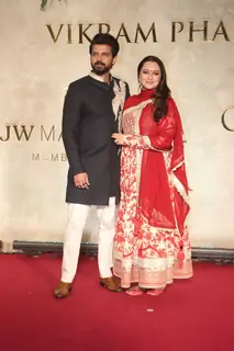Sonakshi Sinha and Zaheer Iqbal attend Vikram Phadnis’ 35 Years anniversary celebration