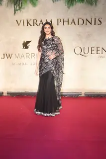 Karishma Tanna attend Vikram Phadnis’ 35 Years anniversary celebration