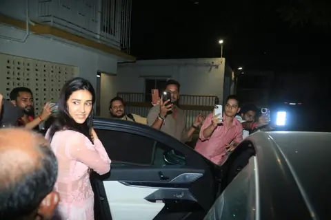 Disha Patani  snapped at Mohit Suri’s office in Bandra