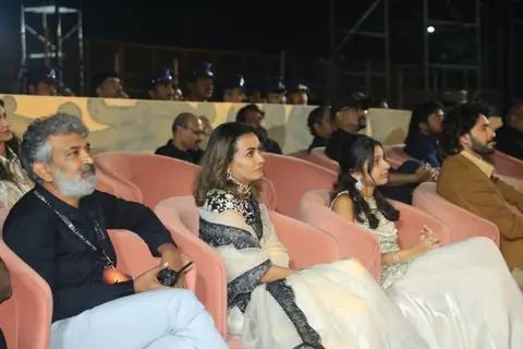 Mahesh Babu grace the grand ‘Varanasi’ event