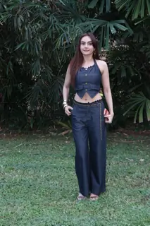 Shreya Singh snapped promoting their film Mastiii 4