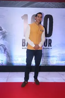 Dino Morea snapped at the premiere of 120 Bahadur