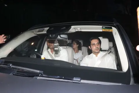 Zayed Khan snapped attending late Dharmendra’s last rites