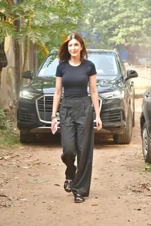 Shanaya Kapoor snapped in Juhu