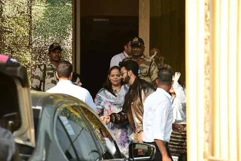 Ranveer Singh spotted at Kalina airport