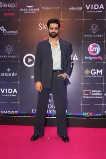 Vicky Kaushal grace the red carpet and awards ceremony of Bollywood Hungama OTT India Fest 2025