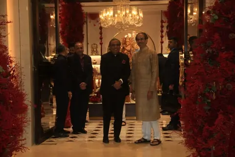 Mukesh Ambani snapped at Swadesh event