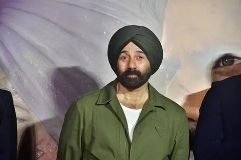 Sunny Deol grace at Border 2 Teaser Launch