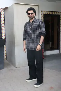 Aditya Roy Kapur snapped at Sun-N-Sand Juhu