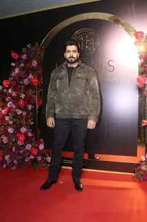 Sunny Singh snapped at Anand Pandit’s birthday bash