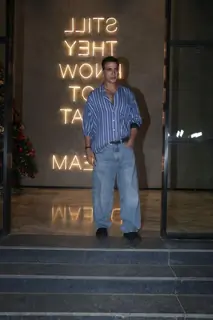 Akshay Kumar grace the special screening of Ikkis