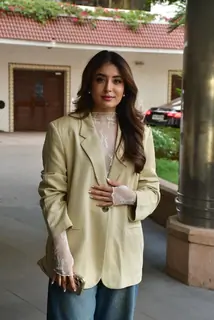 Kritika Kamra snapped in Juhu