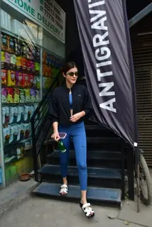 Shanaya Kapoor  snapped jn juhu