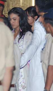 Kajol arriving at the Aishwarya Rai & Abhishek Bachchan wedding sangeet ceremony