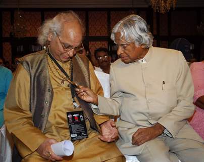 Pt Jasraj with Dr Abdul Kalam at Music Industry forum