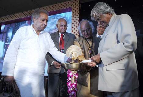 Pt Hariprasad Chaurasiya, Pt Jasraj with Dr Abdul Kalam at Music Industry forum