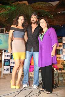 Hrithik Roshan and Kangana Ranaut on the Sets of Farah Khan''s Chat Show &quot;Tere Mere Beach Mein&quot; at Filmcity