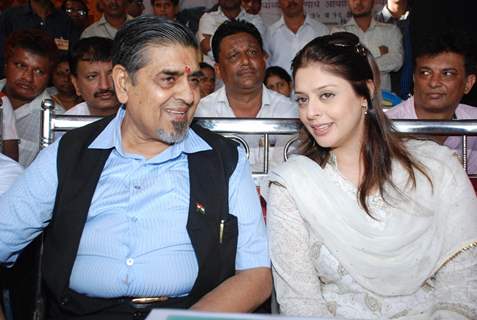 Nagma and Jagdish Tytler at &quot;Cricket Match Organised&quot; by Bablu Aziz at Santacruz