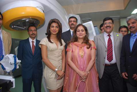 Priyanka Chopra and Tina Ambani Launch &quot;Novalis Radiosuregery Scanner&quot; for Tumors at Ambani Hospital