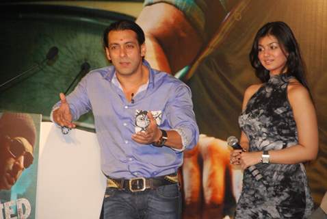 Salman Khan & Ayesha Takia at &quot;Wanted Press Meet&quot;