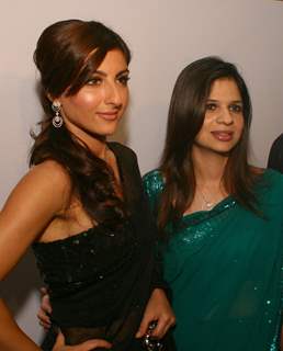 Saba Ali Khan and Soha Ali Khan with the soceity''s leading ladies at the unveiling of '''' Signeture Line For Opulence Jewellery'''', in New Delhi on Saturday