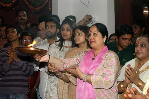 Raj Kundra, Shilpa Shetty and Shamita Shetty with her mother at Andheri Ka Raja Ganpati