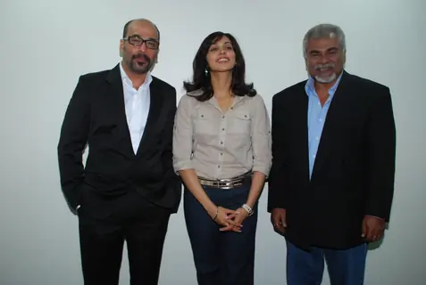 Esha Koppikar at "De Dhana Dhan" press meet