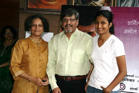 Amol Palekar''s Samantar premiere