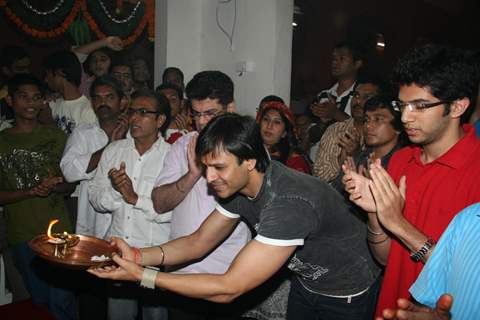 Vivek Oberoi at Andheri ka Raja Ganpati