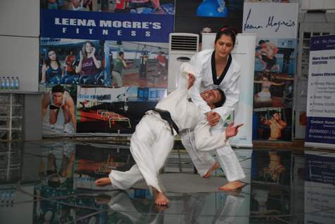 Bollywood actress Isha Koppikar doing Martial Arts with fitness-trainer Leena Mogre