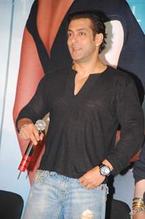 Salman Khan at Main aur Mrs Khanna music launch