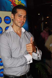 Dino Morea launches yet another Crepe Station