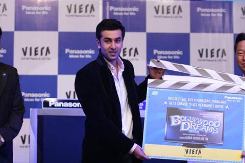 Ranbir Kapoor launches Z1 plasma TV