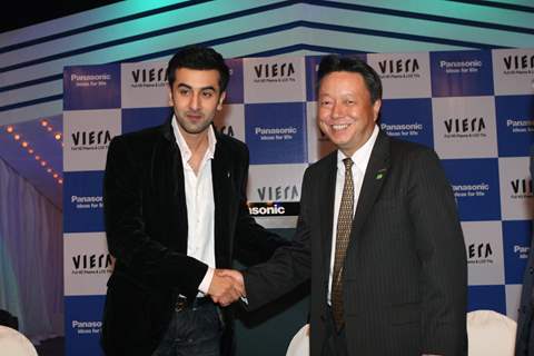 Ranbir Kapoor launches Z1 plasma TV