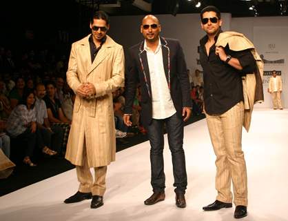 Bollywood actor Aftab Shivdasani and Dino Moria with Designer Samant Chauhan at the Van Heusen &quot;India Mens Week&quot; in New Delhi on Sunday