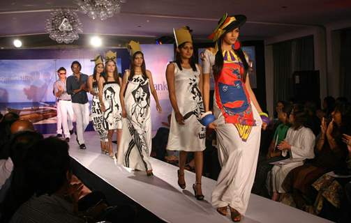 A Sri Lankan model presenting creation by Sri Lankan designer Sarani Gunawickrama during the Sri Lankan fashion show in New Delhi on 15 Sept Tuesday night 2009