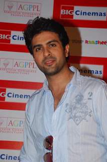 What''s ur Rashee star cast Harman Baweja at R Mall, in Mumbai