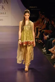 Models at the ramp of Manish Malhotra brought razzle dazzle at Lakme Fashion Week for spring/summer 2010
