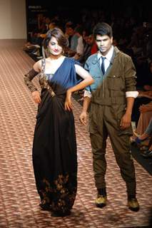 Models on the ramp of Designer Leconat at Lakme Fashion Week for spring/summer 2010