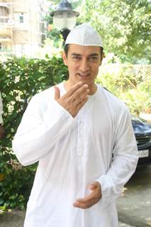 Aamir Khan Celebrate Eid Festival