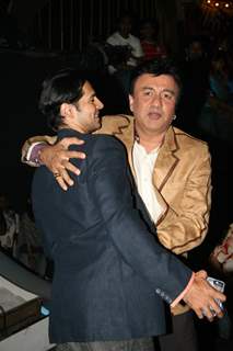 Dino Morea and Anu Malik at &quot;Acid Factory Team on the Sets of Entertainmet Ke Liye Kuch Bhi Karega&quot;