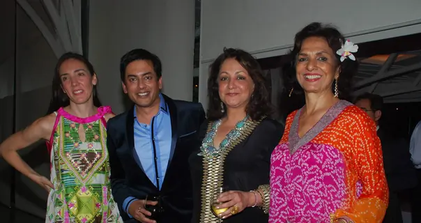 Smile Pinki bash at Tote
